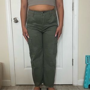 Green cargo pants